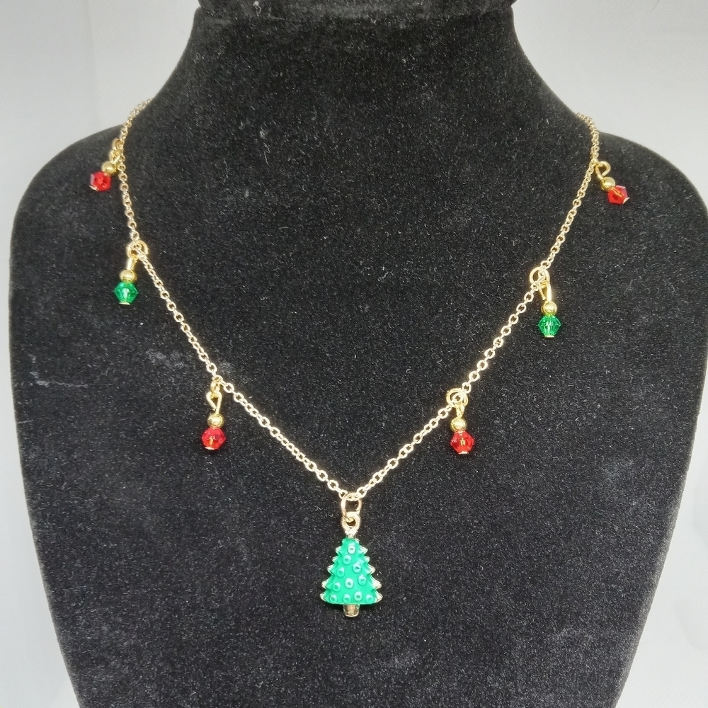 Hand Crafted Gold and Green Necklace